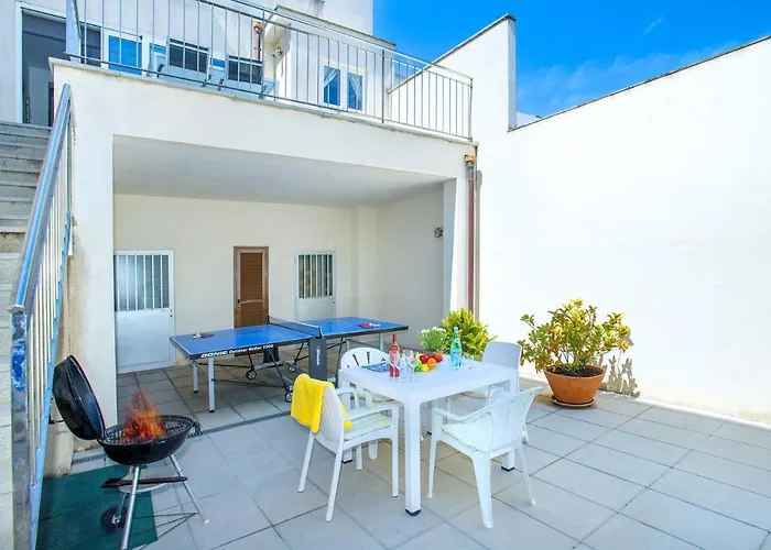 בית נופש Ca Na Maria *