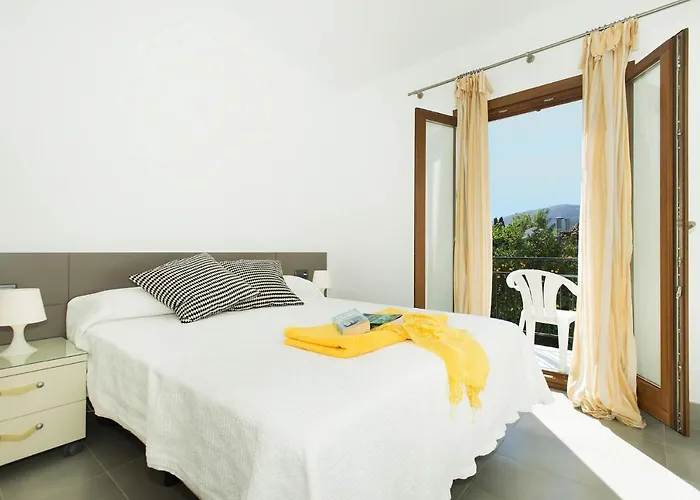 Ca Na Maria * פוינסה